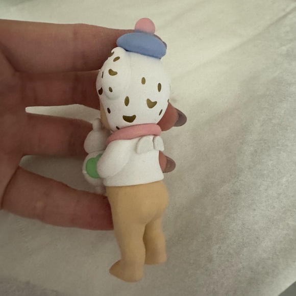 Sonny Angel Winter Wonderland Dalmation 2/2 - Picture 4 of 4